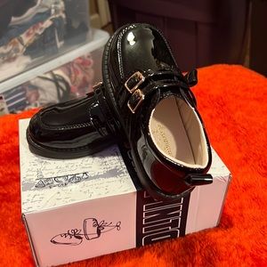 Black Patent Girl’s shoes are size 12 no tags
